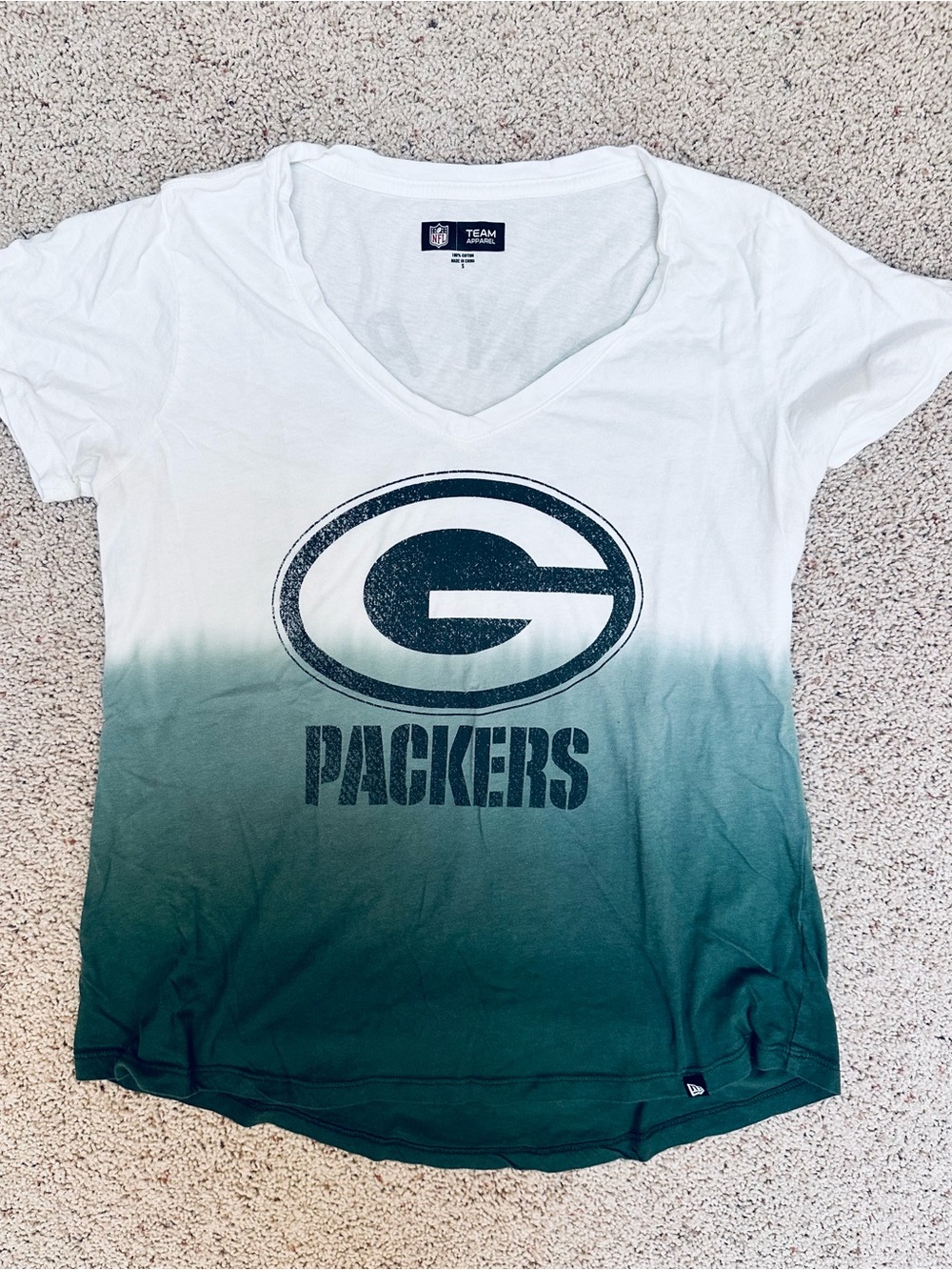 Women’s Green Bay Packers Shirt (size small)